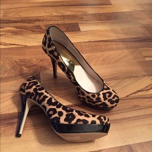 Michael Kors Ionna pump